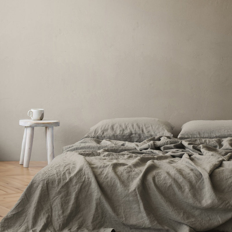 smooth linen sheet set by rough linen