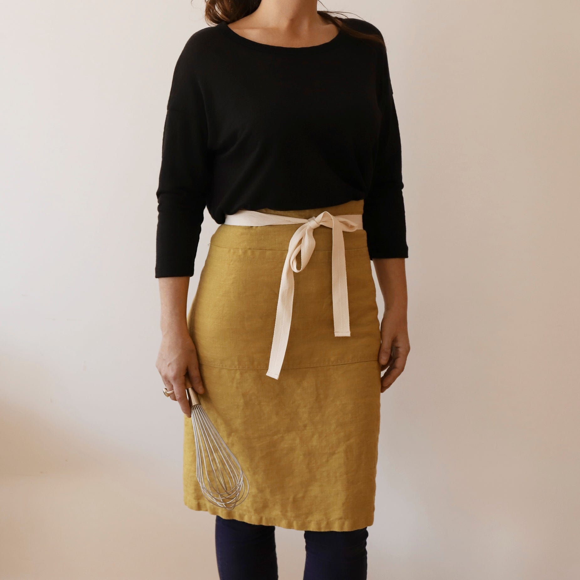 The Linen Half Apron